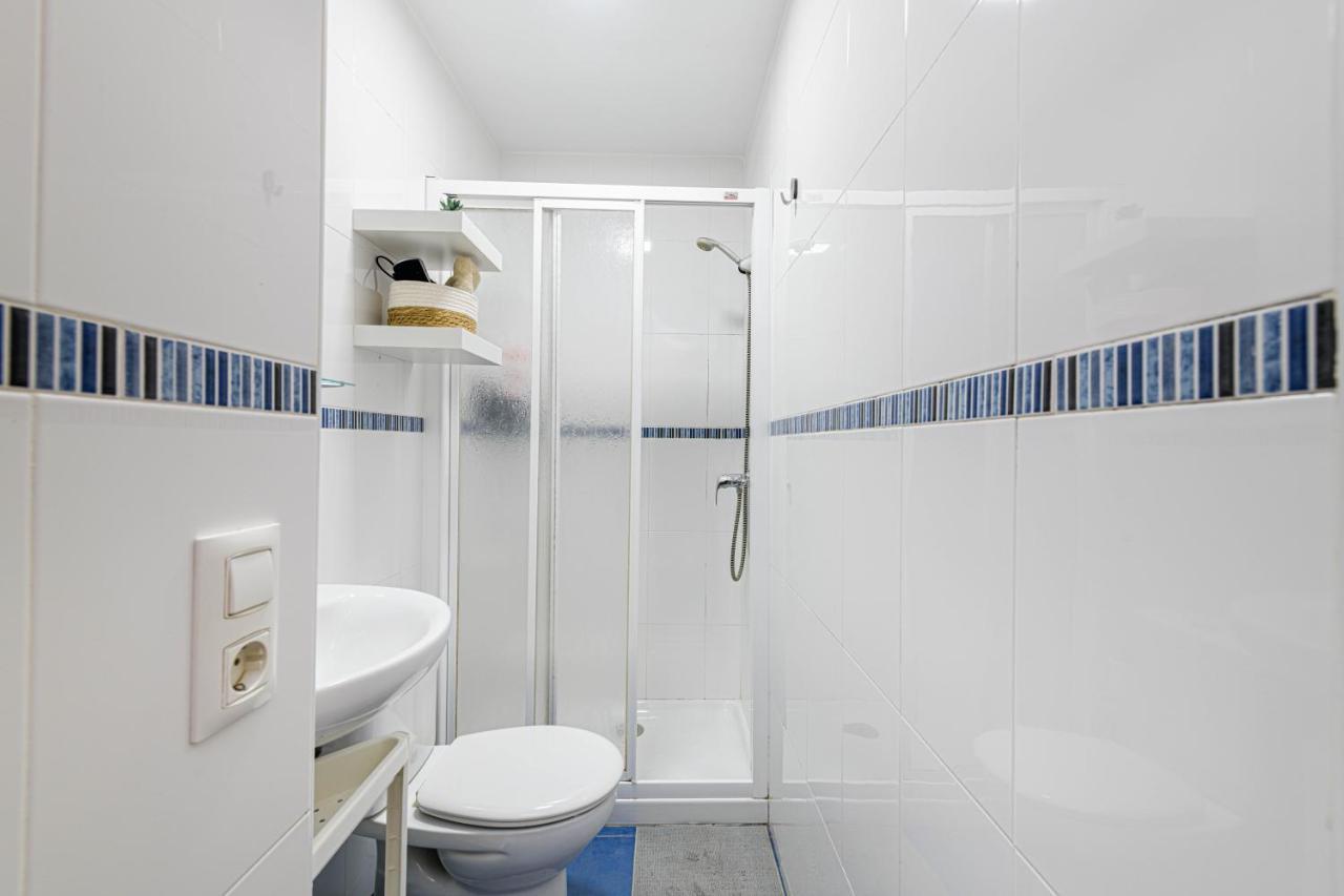 Wintowinrentals Coqueto Apartamento En El Centro De Malaga Ngoại thất bức ảnh