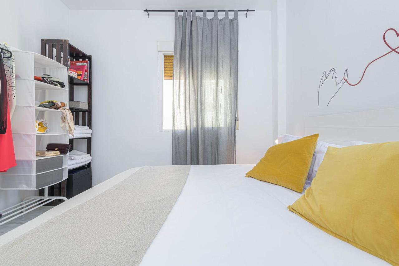 Wintowinrentals Coqueto Apartamento En El Centro De Malaga Ngoại thất bức ảnh