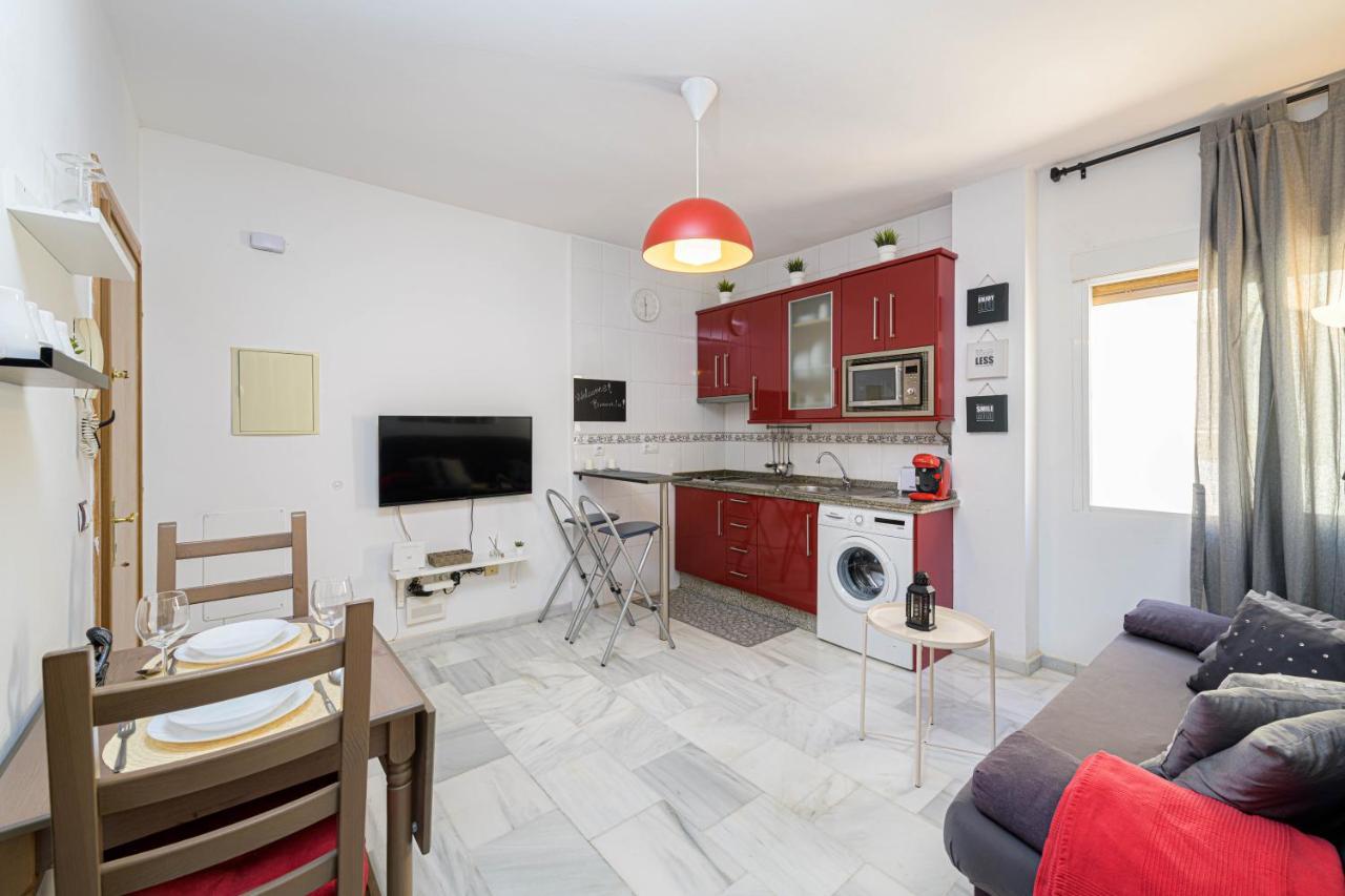 Wintowinrentals Coqueto Apartamento En El Centro De Malaga Ngoại thất bức ảnh