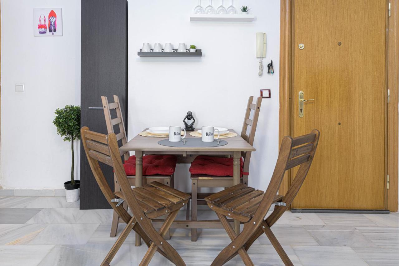 Wintowinrentals Coqueto Apartamento En El Centro De Malaga Ngoại thất bức ảnh