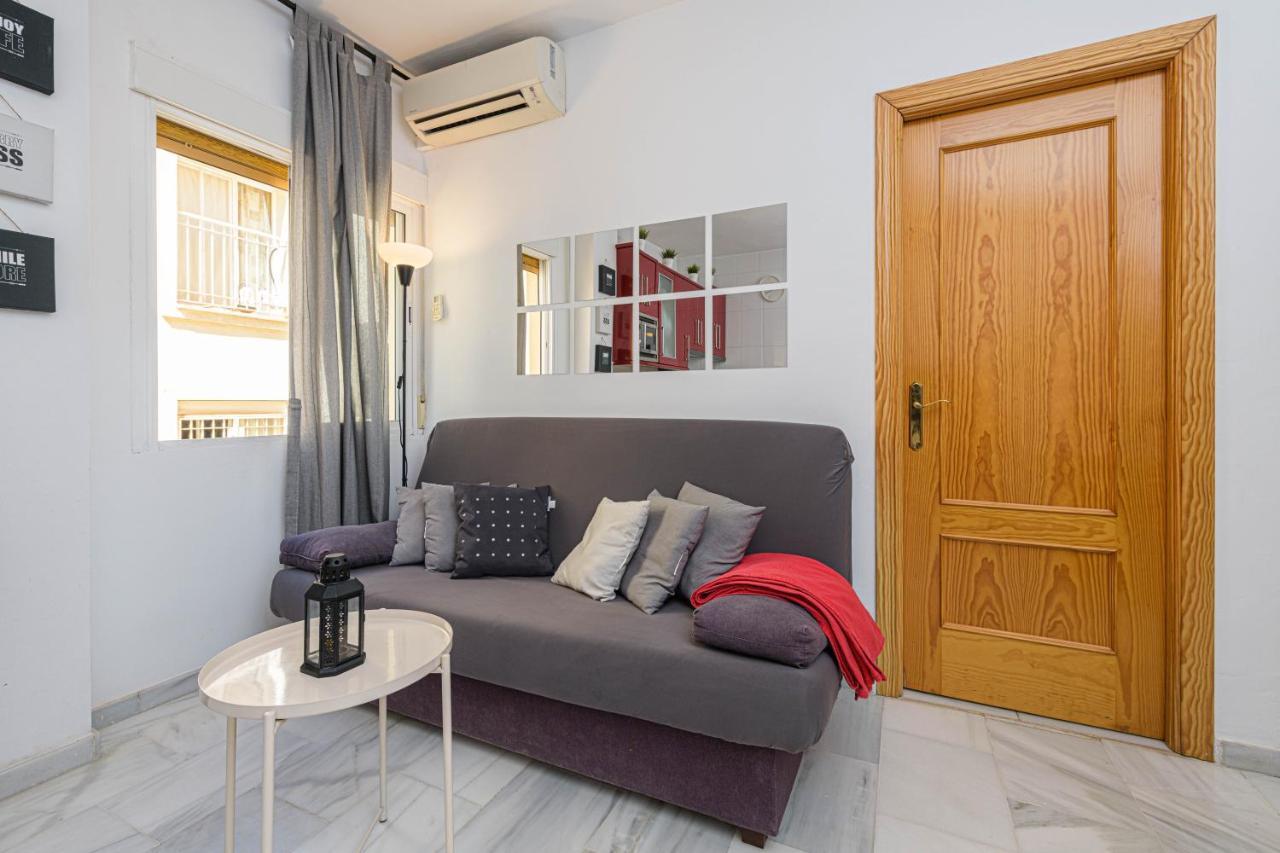 Wintowinrentals Coqueto Apartamento En El Centro De Malaga Ngoại thất bức ảnh